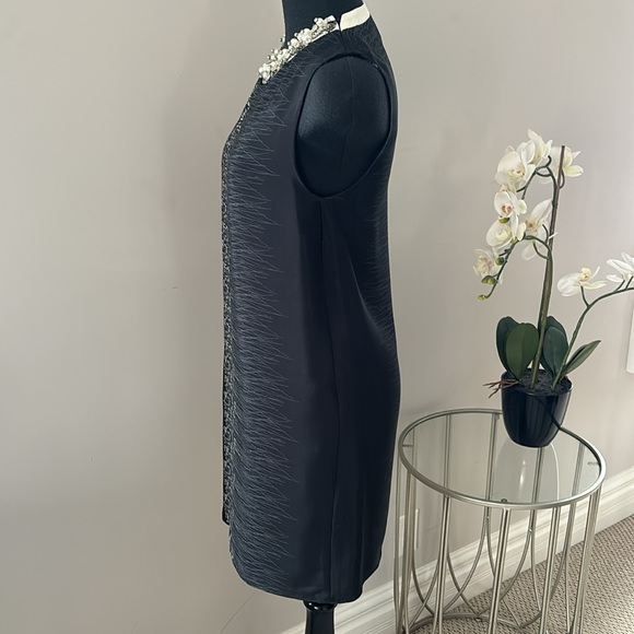 3.1 PHILLIP LIM 100% SILK ELEGANT BLACK GREY CREAM DRESS WITH NECKLINE DETAIL - Picture 3 of 15